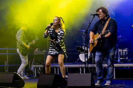 Anika Horvat 11.7 (28)